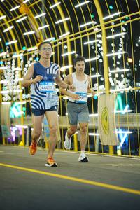 BIB: 1760, 777, 131
                            <button type="button" onclick="openModal(22812065)" class="btn btn-primary btn-sm float-right btn-popup" data-toggle="modal" data-target=".modal-high-quality">
                        <i class="fas fa-shopping-cart"></i> Add to Cart
                    </button>
                                            <button type="button" onclick="isThisMe(22812065, true)" class="btn btn-success btn-sm float-right btn-popup btn-isme hidden" data-toggle="tooltip" data-placement="bottom" title="นี่คือรูปของคุณใช่ไหม คลิกที่นี่เพื่อเอาเข้าอัลบั้ม">
                        <i class="fas fa-plus"></i> Add to album
                    </button>
                    <button type="button" onclick="isThisMe(22812065, false)" class="btn btn-warning btn-sm float-right btn-popup btn-isnotme hidden">
                        <i class="fas fa-ban"></i> Remove from album
                    </button>